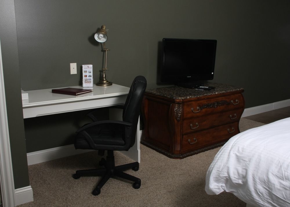 Depot Inn & Suites La Plata Экстерьер фото