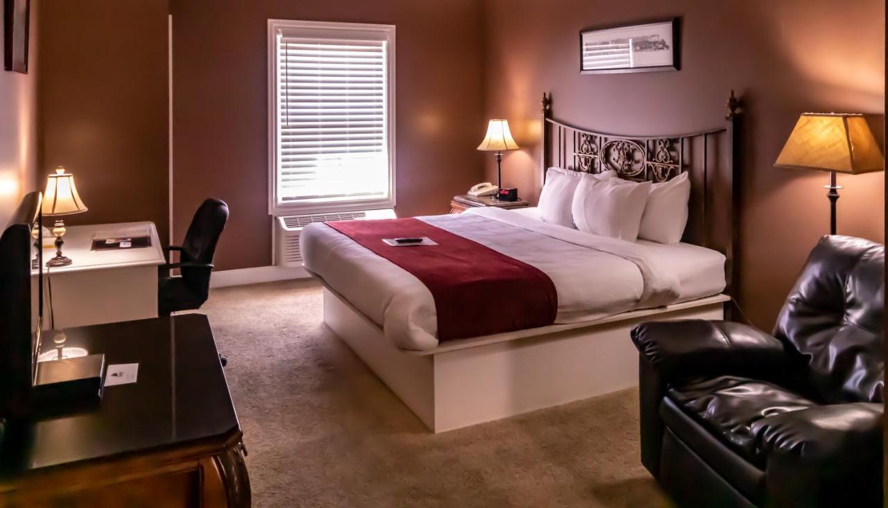 Depot Inn & Suites La Plata Экстерьер фото
