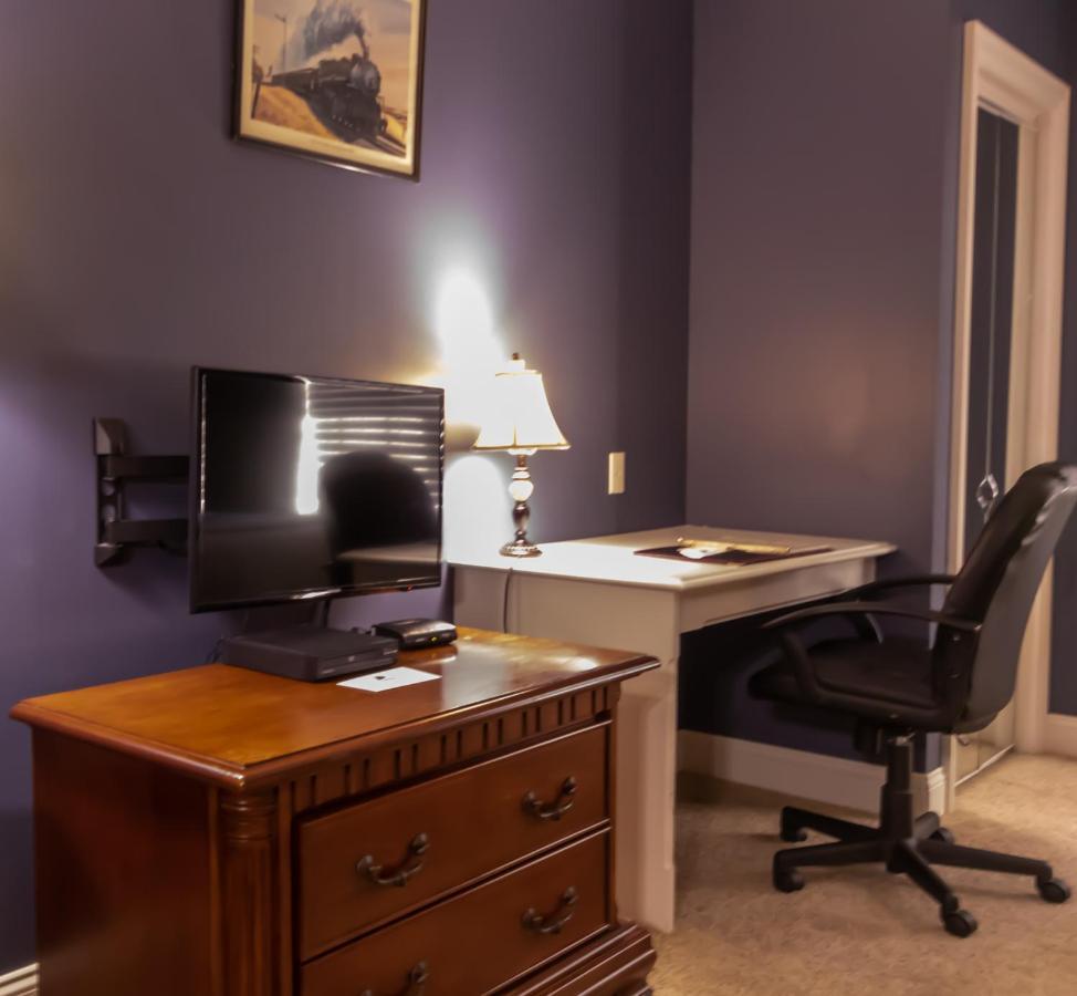 Depot Inn & Suites La Plata Экстерьер фото
