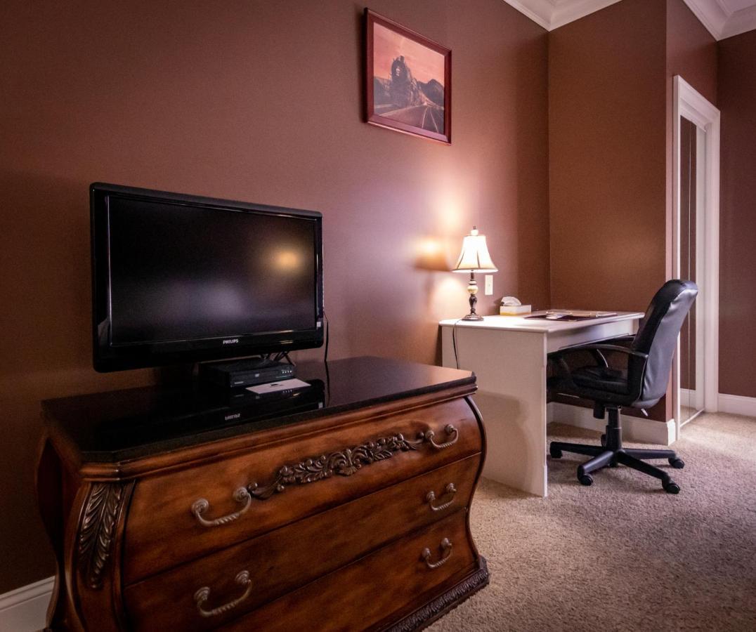Depot Inn & Suites La Plata Экстерьер фото