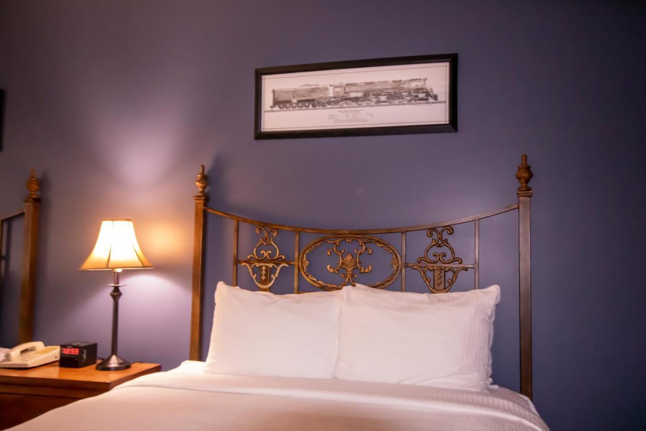 Depot Inn & Suites La Plata Экстерьер фото